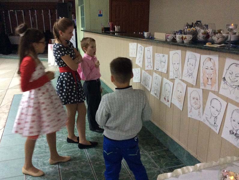 выставка шаржей на свадьбе в Бресте